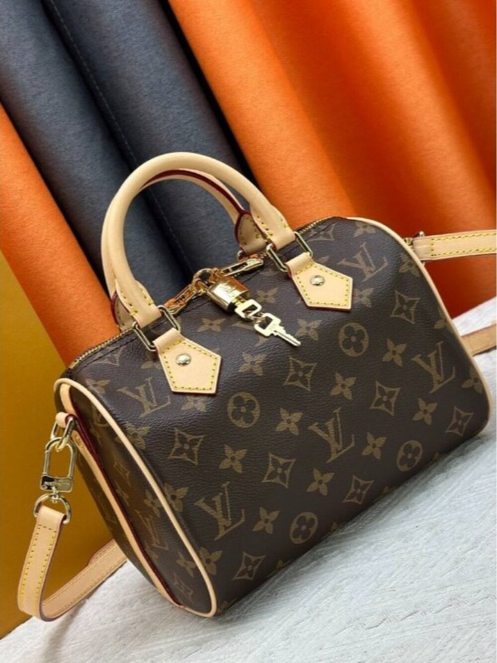 NWT - Louis Vuitton Authentic Bags - Picture 2 of 9